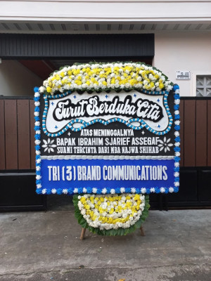 Papan Bunga Duka di Karang Tengah